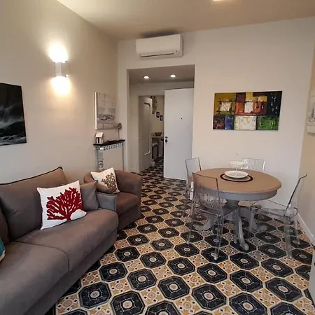 Liliana - Nuovi Apartment